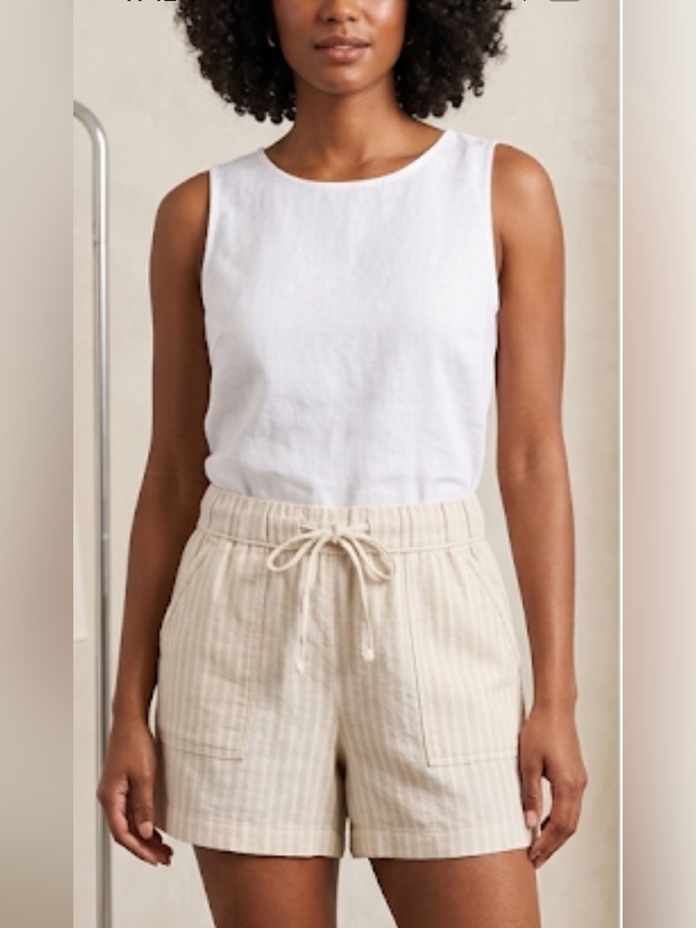 Time & Tru Striped Women’s Drawstring Shorts in beige NWT